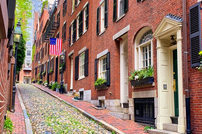 A Local’s Guide to Boston’s Secret Art Scene: From Beacon Hill to Hidden Galleries